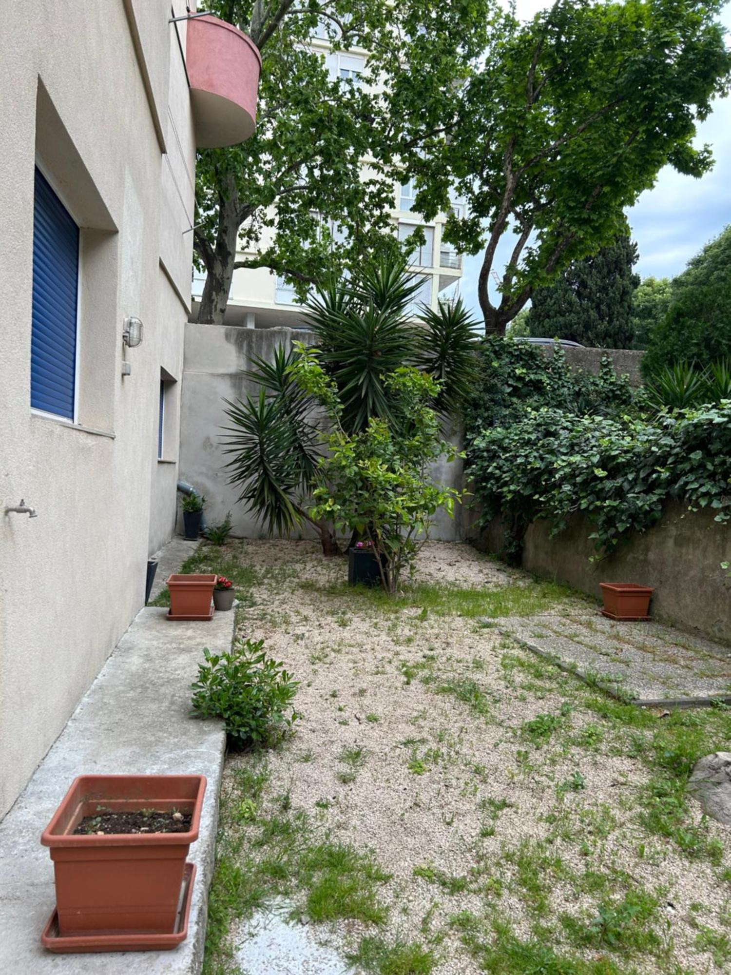 Split Urban Getaway Apartment Exterior photo